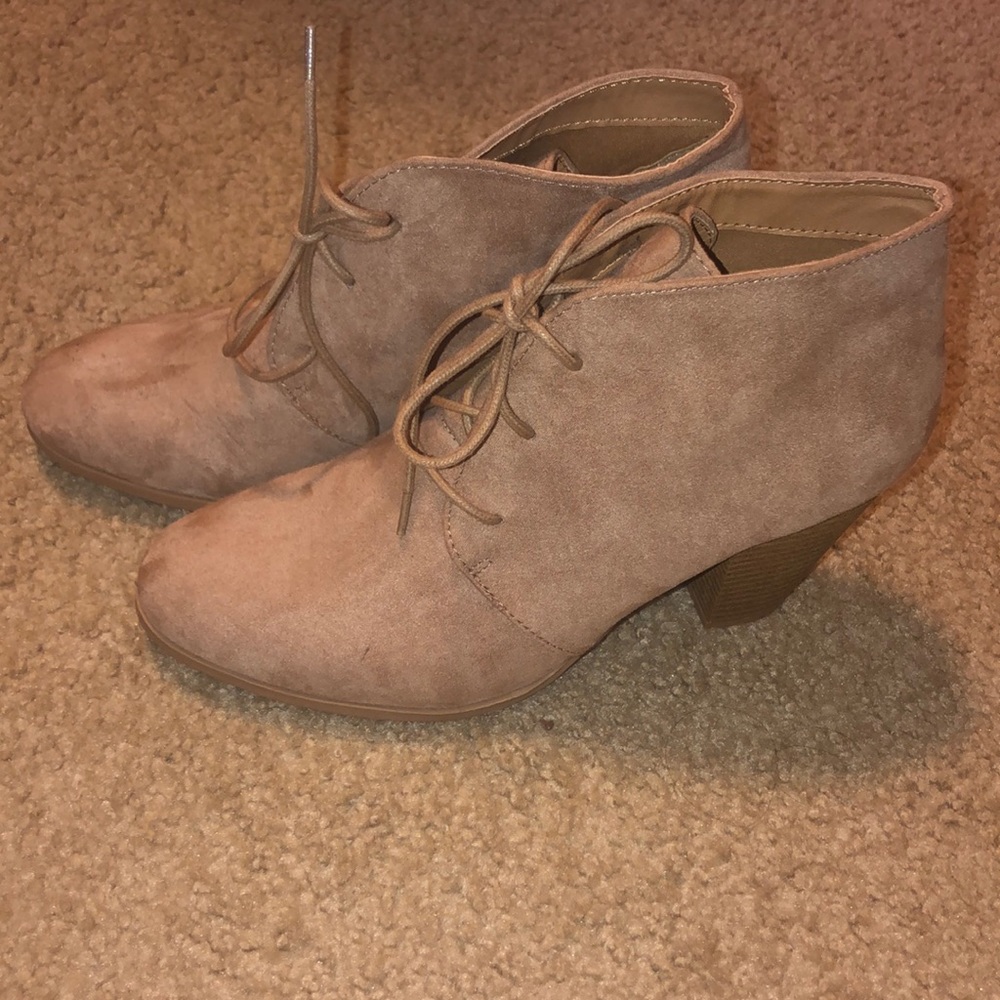 Heel booties